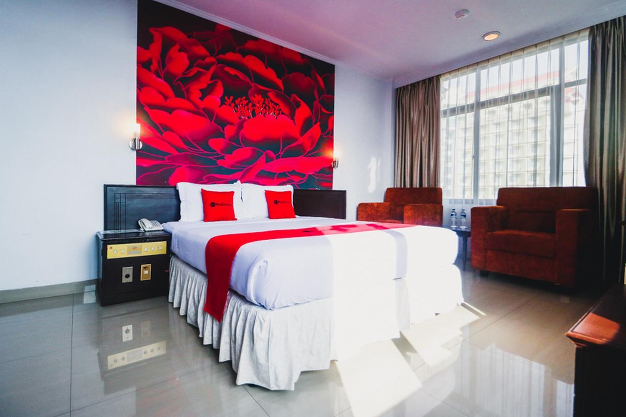 Reddoorz Plus Near Mall Ratu Indah 2 Hotel Makassar Exterior photo